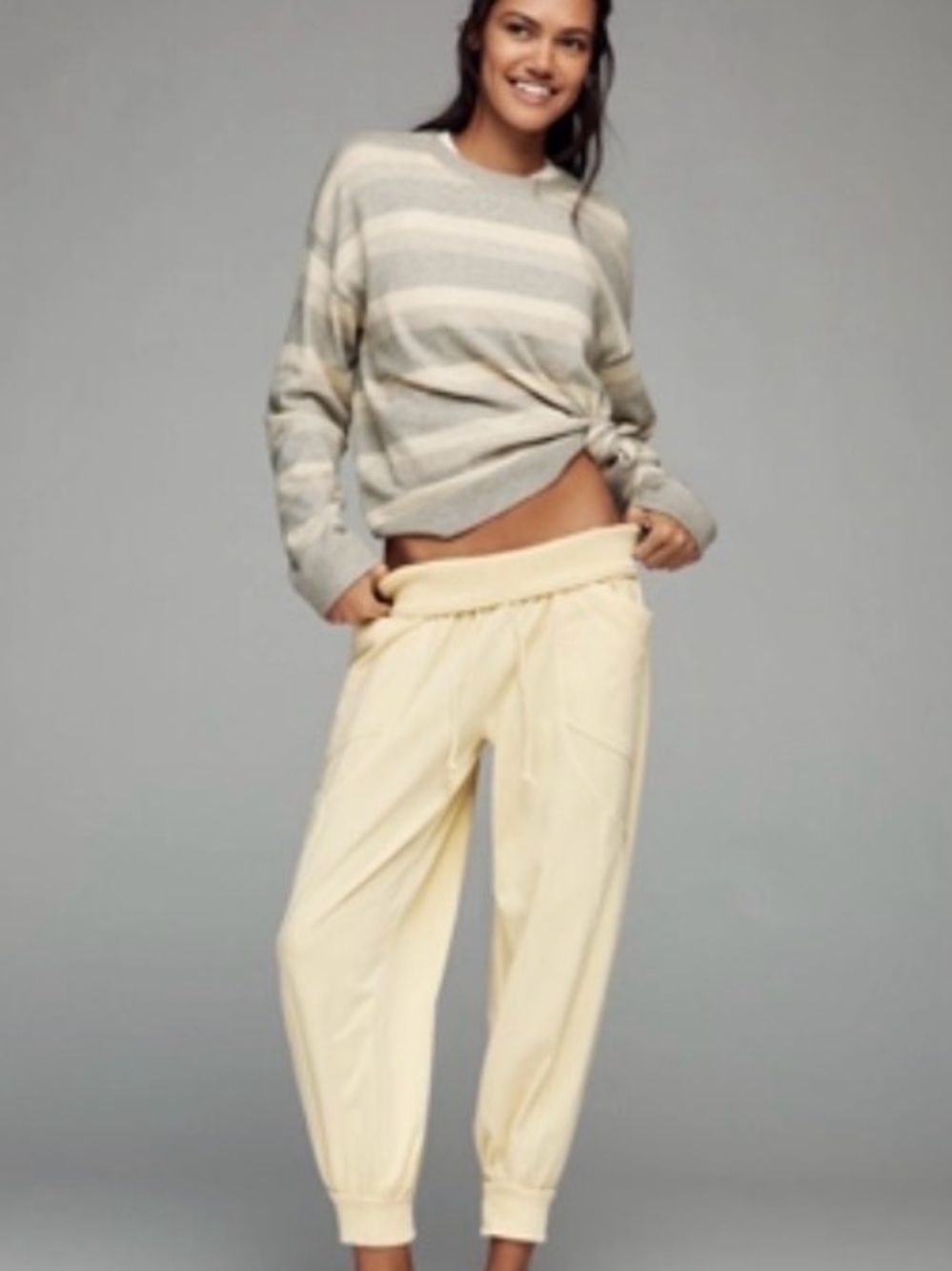 Daily practice easygoing capri drawstring sweatpants